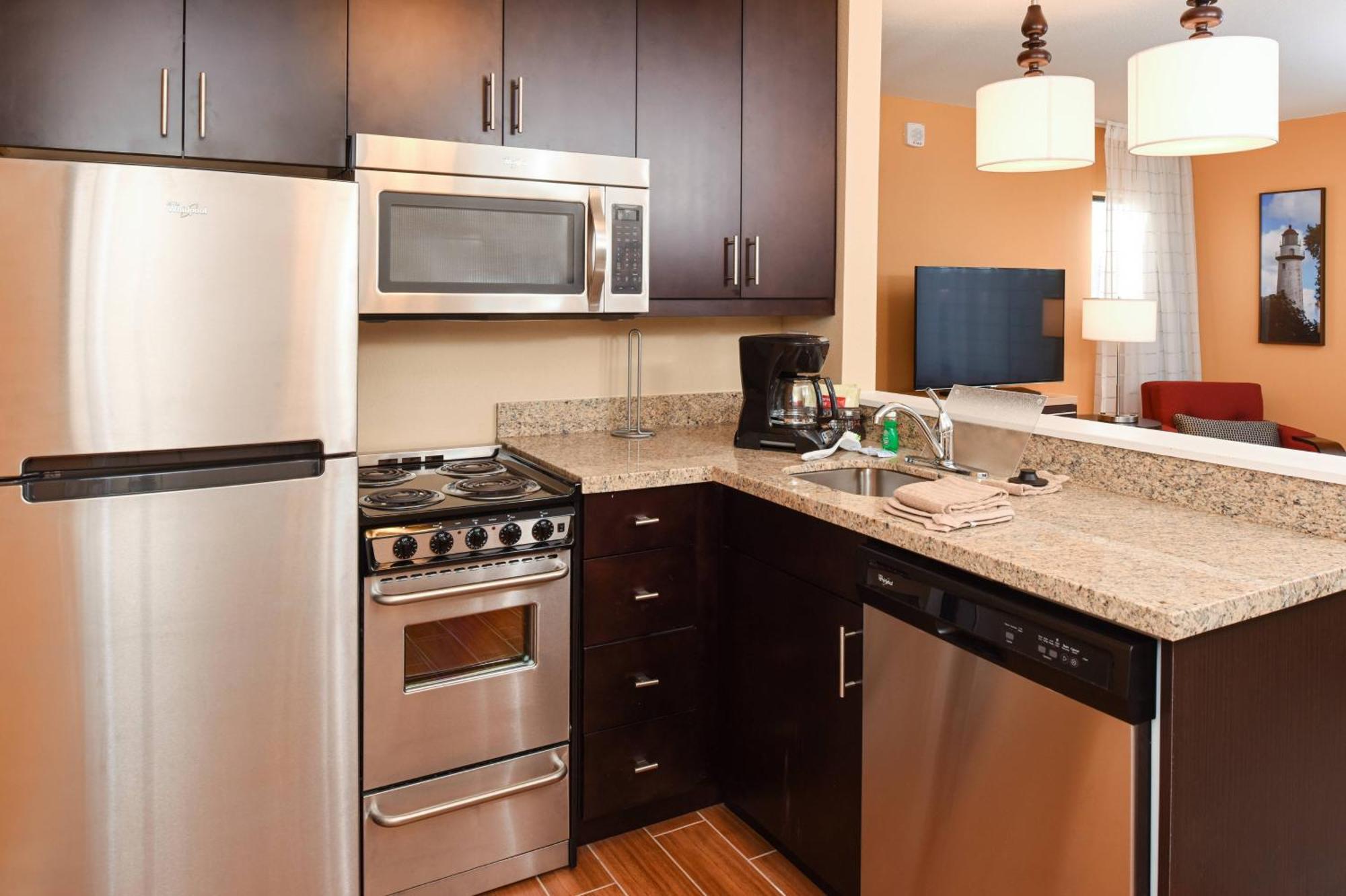 Towneplace Suites By Marriott Detroit Commerce Commerce Township Extérieur photo