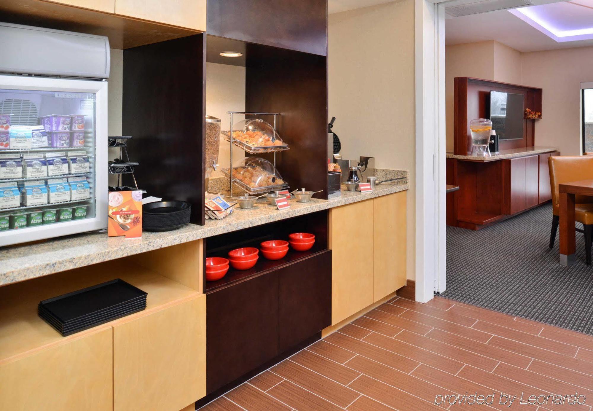 Towneplace Suites By Marriott Detroit Commerce Commerce Township Extérieur photo
